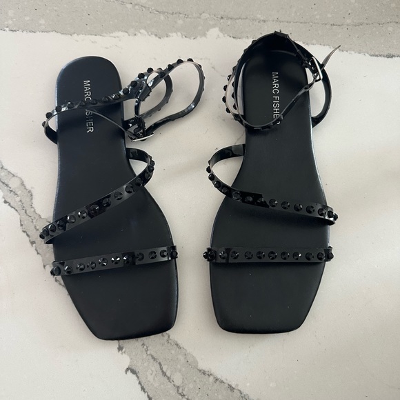 Marc Fisher sandal - Picture 2 of 5